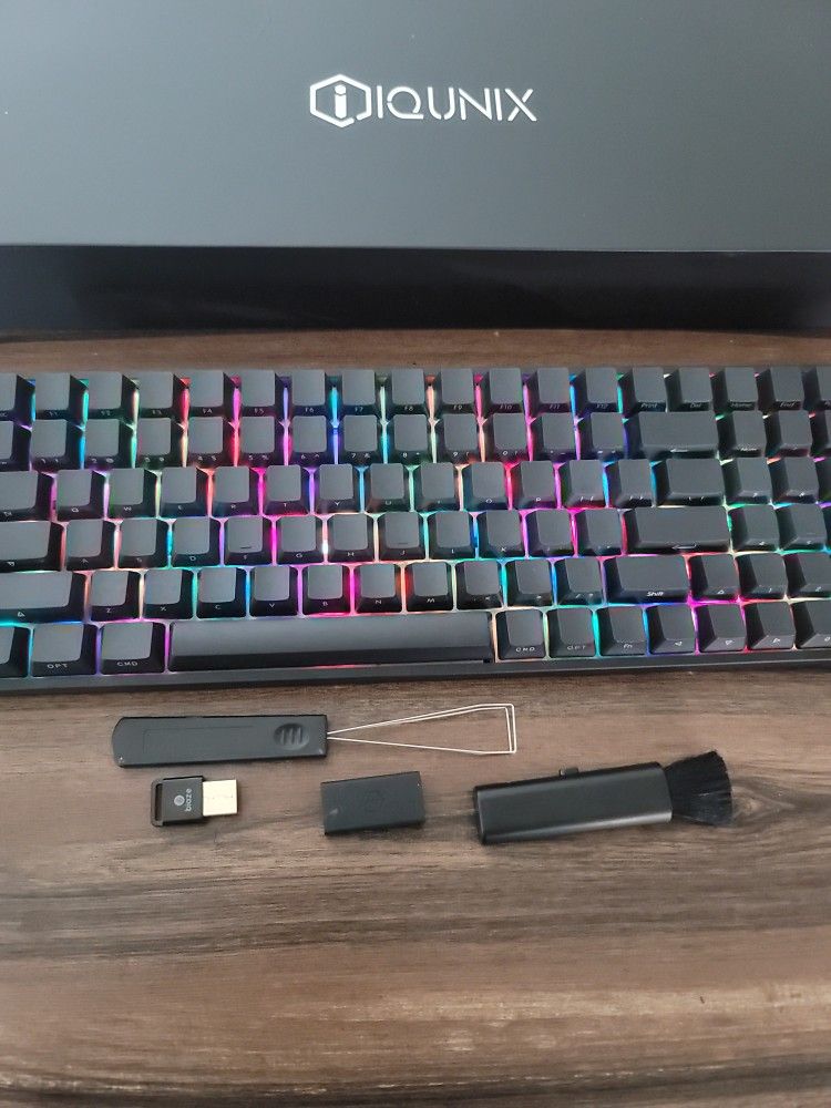 Iqunix F96 Knight Wireless Mechanical Keyboard(Bluetooth)