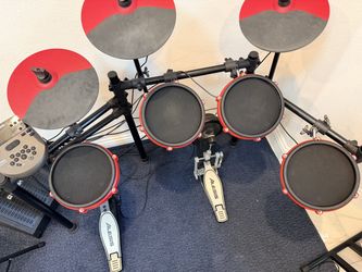 Alesis nitro max drum kit