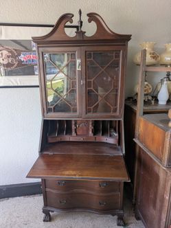 Antique Hutch /desk 