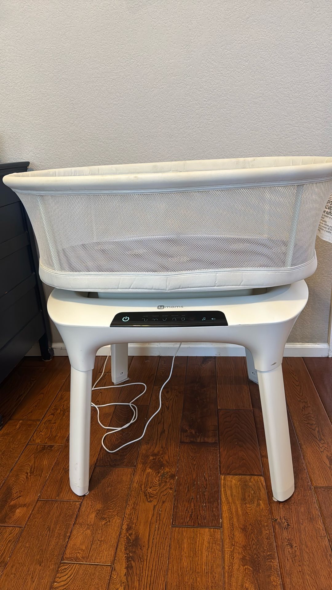 4 Moms Bassinet