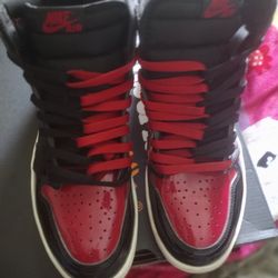 Jordan 1 patent leather size 10 and 1/2