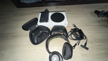 Xbox Series S Console Bundle with Accessories
