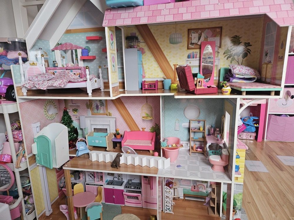 Doll house