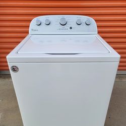 Only 2 Years Old!!! Top Of The Line!!! Very Deluxe, Whirlpool, 12 Cycle, Washer with Extra Large, Oversized Tub and Agitator! Must See To Appreciate!!