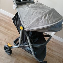 New Stroller Includes Carseat And Base