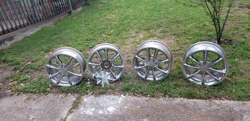 Universal 18's For Mustang