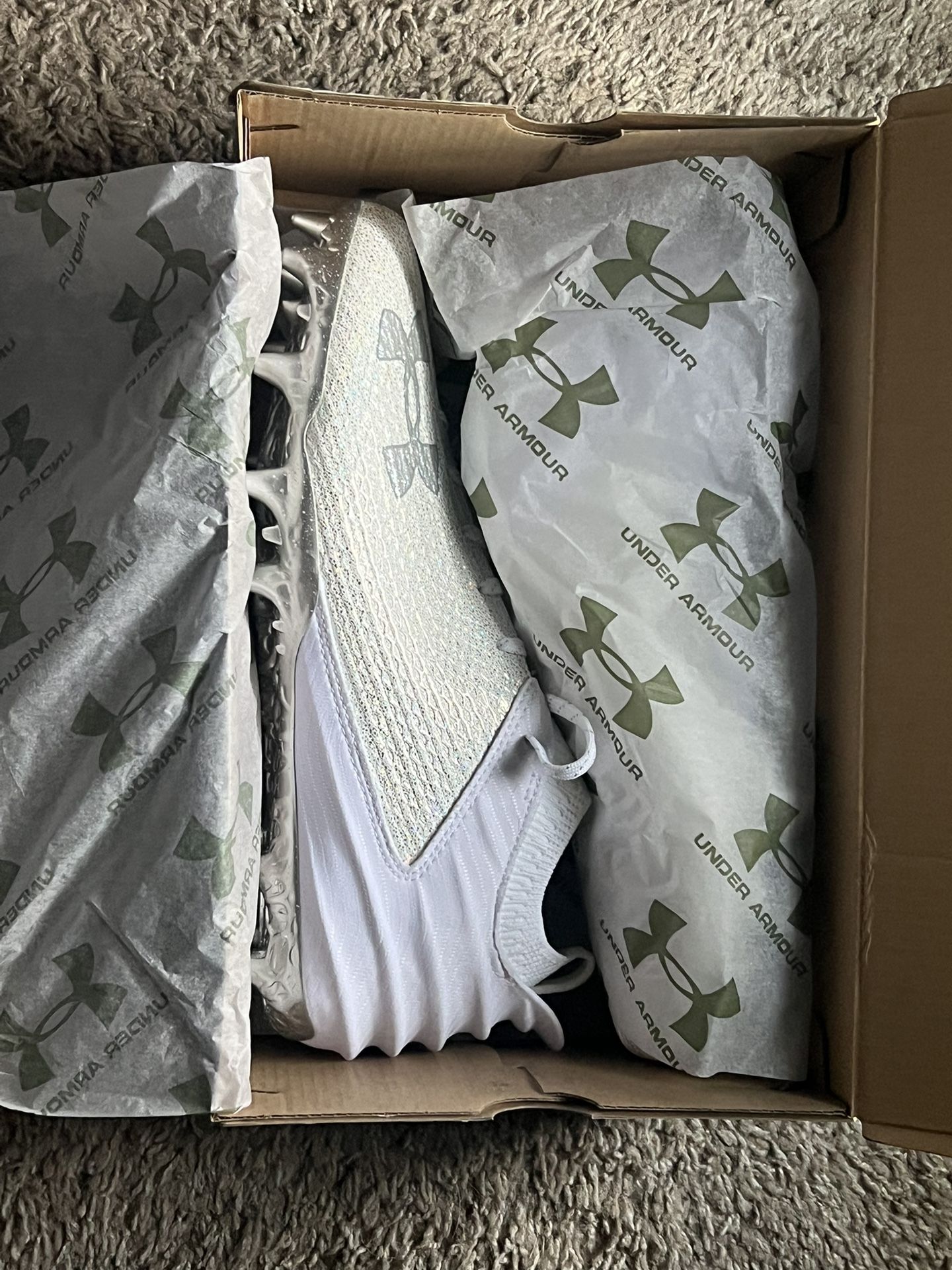 Under Armor VVS Diamond Cleats
