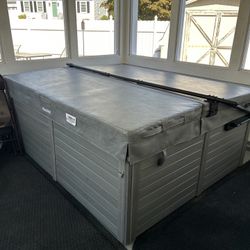 ThermoSpas Avalon 5 person hot tub