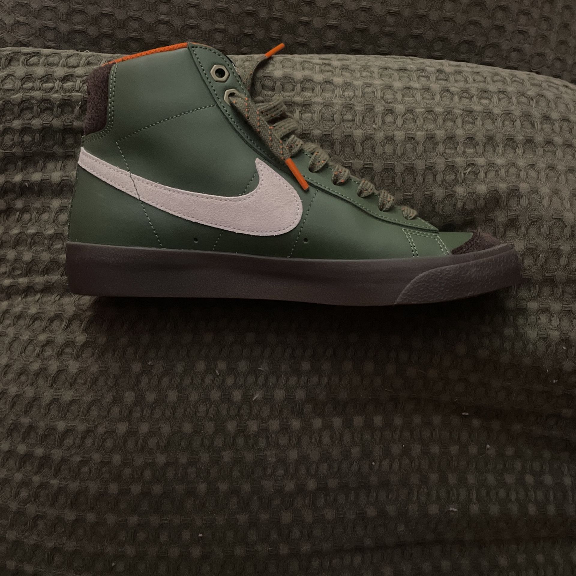Men’s Nike Shoes Size 8