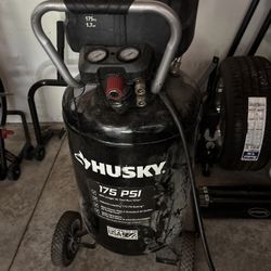 Husky 30 Gallon Air Compressor 