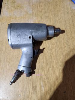 Milwaukee pneumatic impact ratchet Wrench