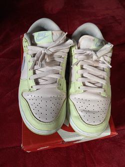 Nike Dunk Low Women 6.5/Big Kids Size 5Y