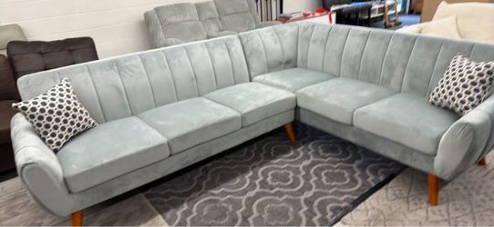 New MCM Velvet Sectional Couch! Free Delivery 🚚! Free Assembly!