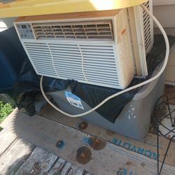 One Used Ac Window Unit Works Well 100 Bucks 