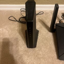 Nighthawk Modem CM 2000