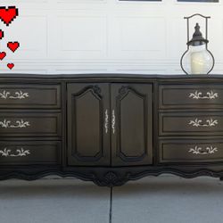 Gorgeous Buffet Black And Gold