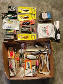 Fishing Lures For Striper & Bass & Salmon all like New take it all lot for $99