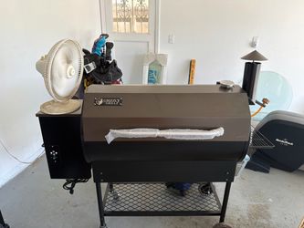 Grizzly Grillz Pellet Smoker Grill