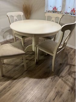 Dining set 4 chairs