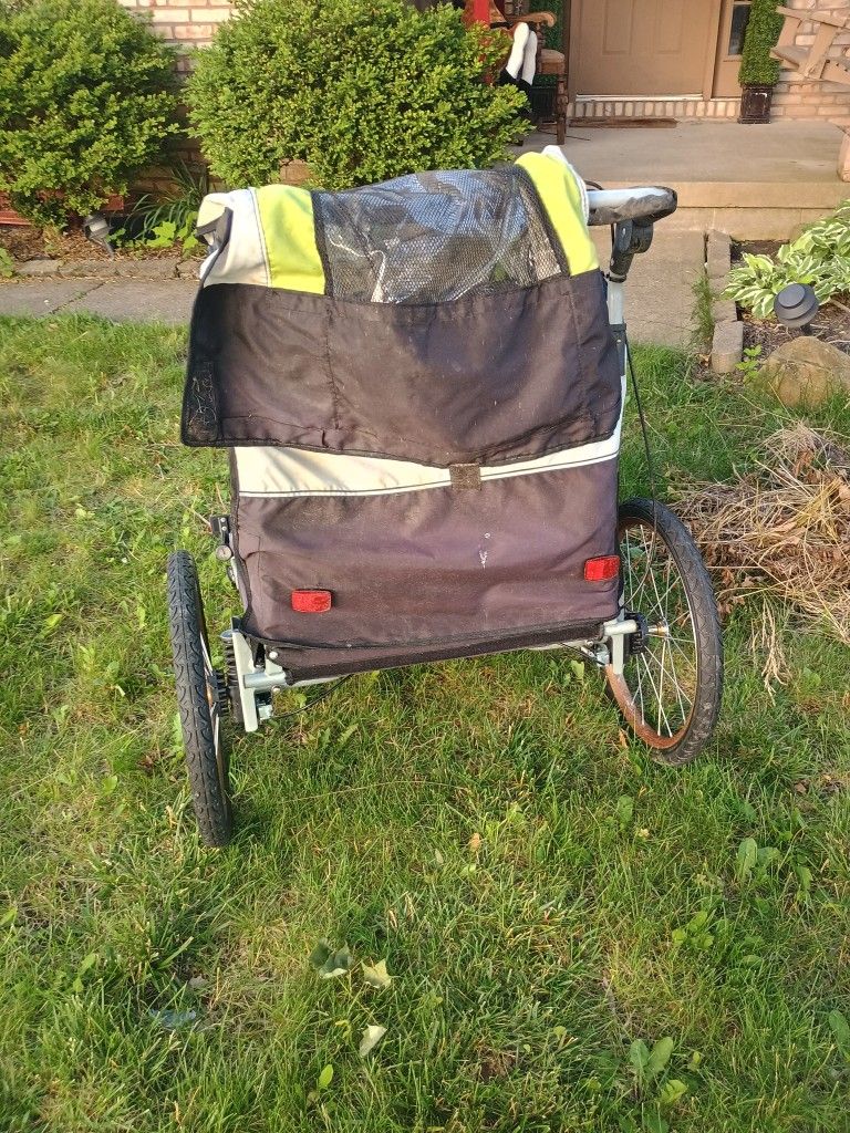 Kid's Bicycle Trailer