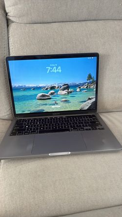 MacBook Pro 13” 2020 Touch Bar 16gb ram 500gb