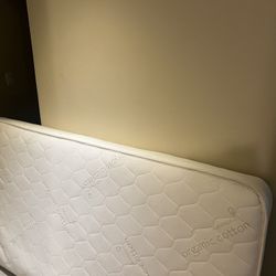 Organic Kids 2 in 1 Mattress by Naturepedic