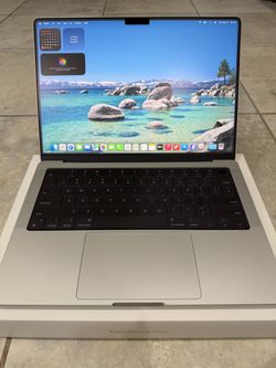 Mint Condition 14” MacBook Pro M4 Pro 48gb ram 2tb storage Silver