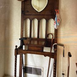 Hall Tree With Beveled Inlaid Heart Mirror