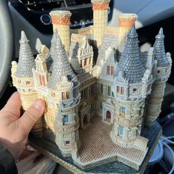 David Winter Azay le Rideau The Grand Tour Collection