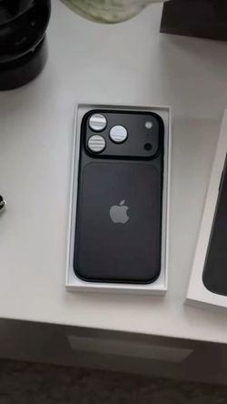 iPhone 18 Pro 256GB – Like New!