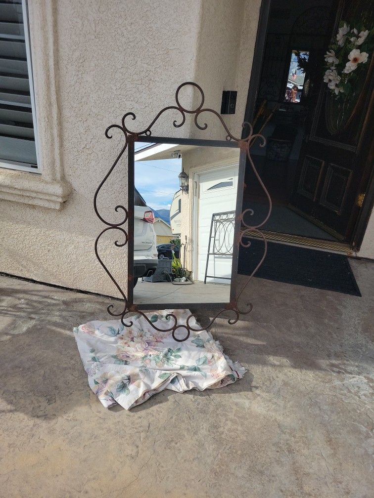 Wrought-iron Mirror
