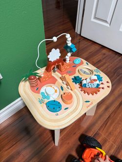 Dinosaur Activity Table