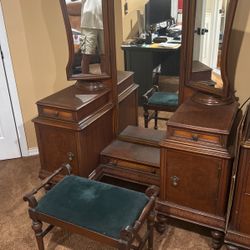 Antique Furniture 