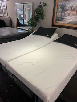 🔥Tempur medium hybrid split king adjustable set $1799🔥