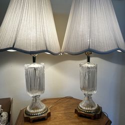 Vintage 2 lamps 