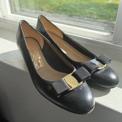 Ferragamo Womens Kitten Heels 