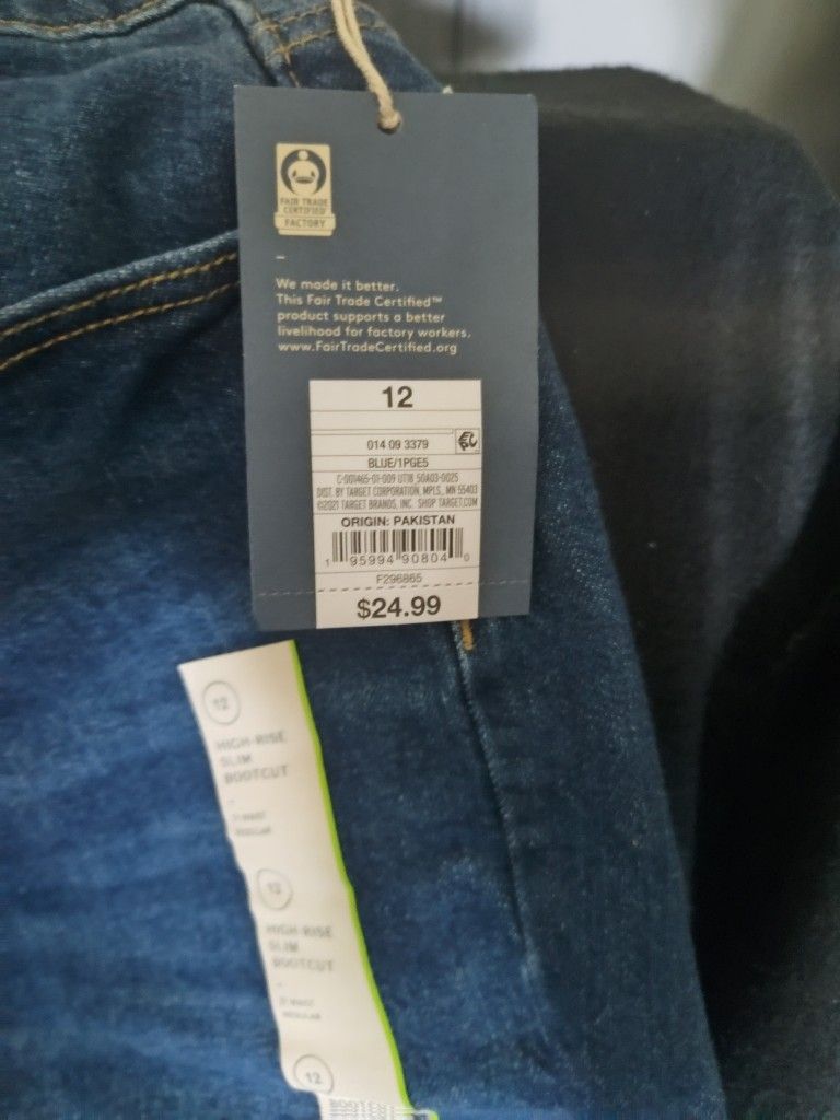 Universed Thread Jeans