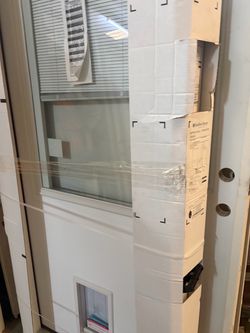 32  exterior  door with an inbuilt  blinds and a pet Guard