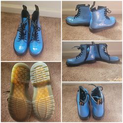 Doc Martens Youth Size 4 Blue patent leather boots