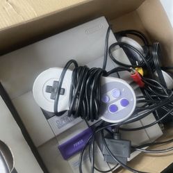 Super Nintendo With 7 Games