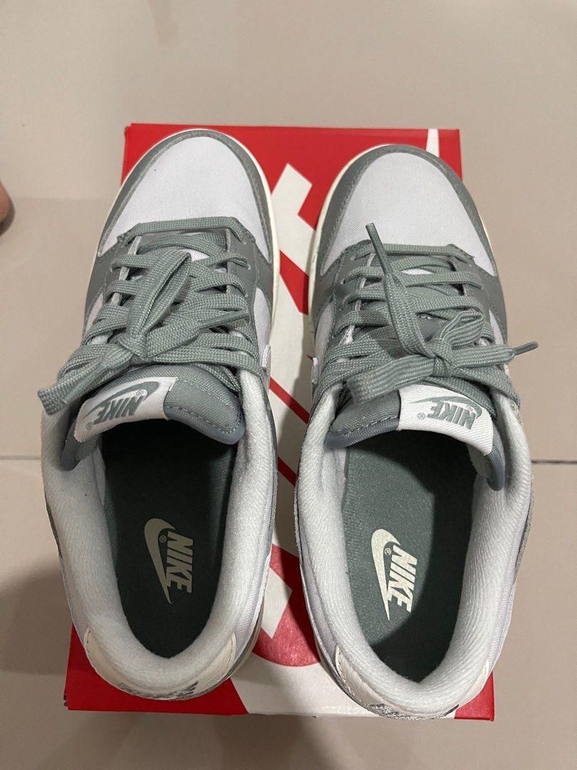 NIKE DUNK LOW RETRO PRM MICA GREEN/SAIL-PHOTON DUST VERT MICA/VOILE Size 4