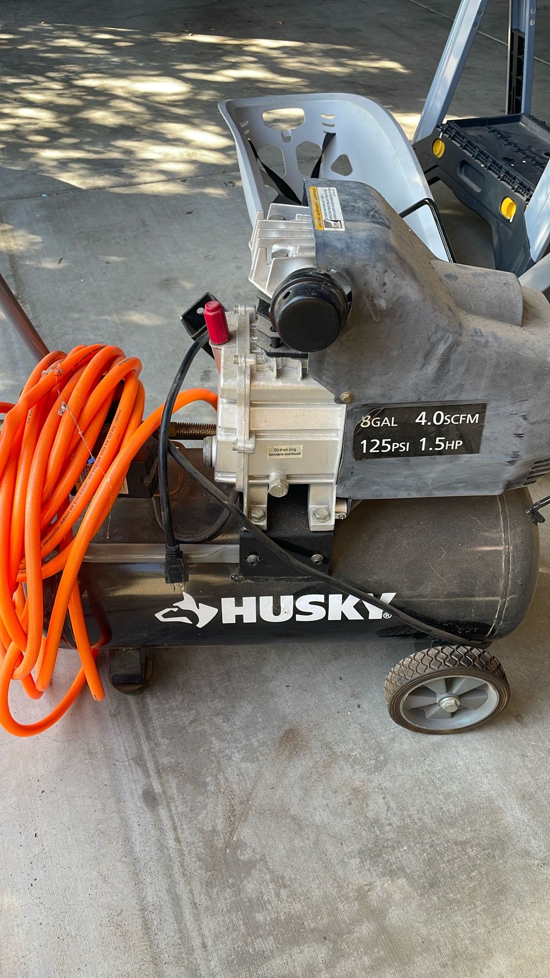 Husky 8 Gallon Air Compressor