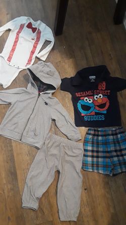 Baby boy clothes size 18 months