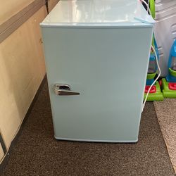 Mini Fridge Freezer Baby Blue Color 
