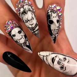š¼ 24 Pcs Black & White Pennywise Chucky Villain Rhinestone Long Press on Nail Set Stiletto