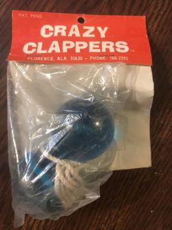 (1971 knuckle buster) Crazy Clapper new in package