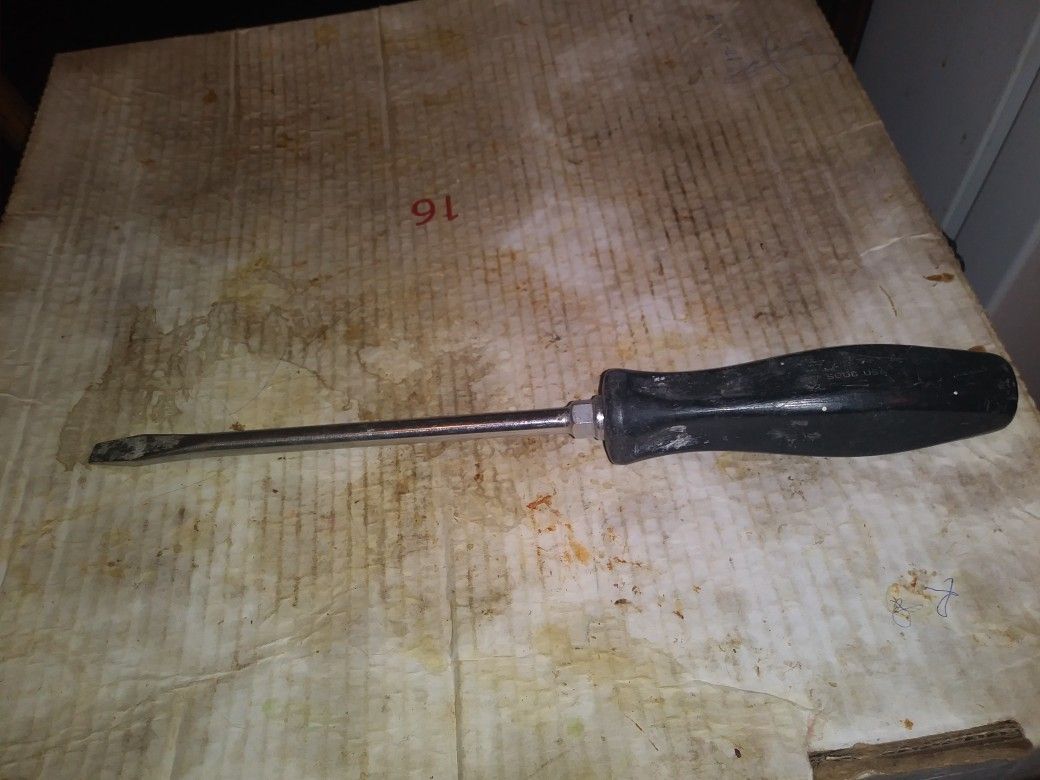 SNAP ON LONG HANDLE FLATHEAD SCREWDRIVER