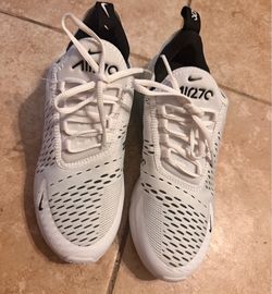 Nike air max 270 women’s shoe