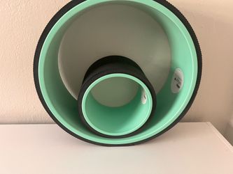 Chirp Wheels Back Massager Set