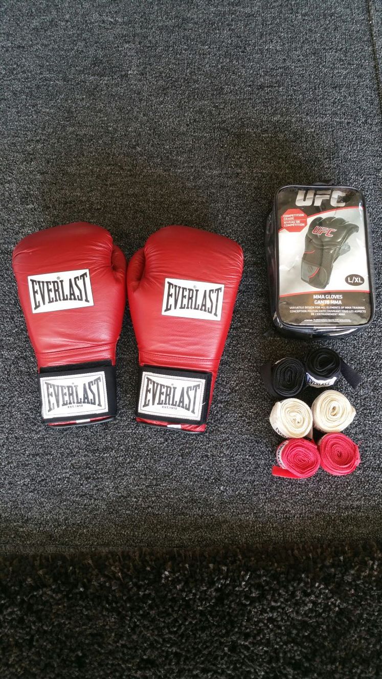 Boxing /UFC MMA gloves/wrist straps